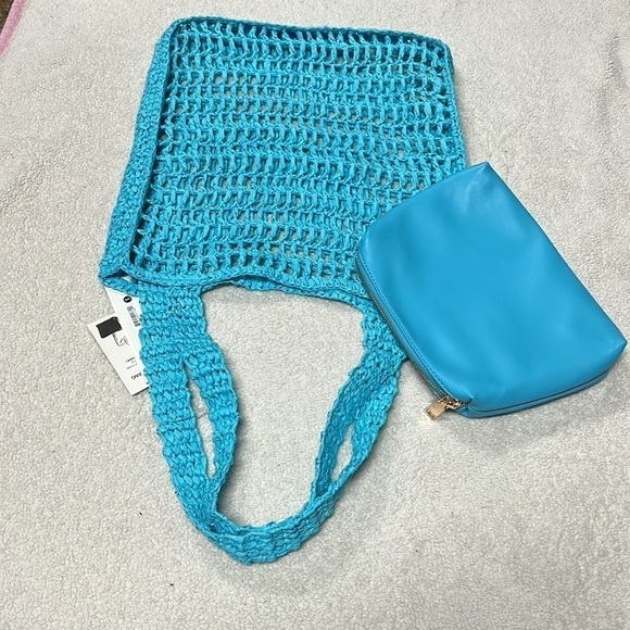 Aqua bag in a Bag Crochet Tote - Picture 4 of 4